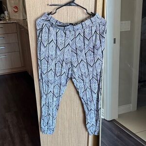 Dex Black and White Zigzag Pants